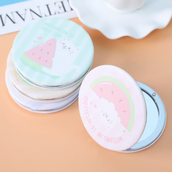 Portable Mirror With Zoom