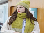 Glitter Gold Net Red Knitted Scarf