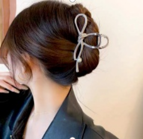 Hair Claw/Glossy Clip